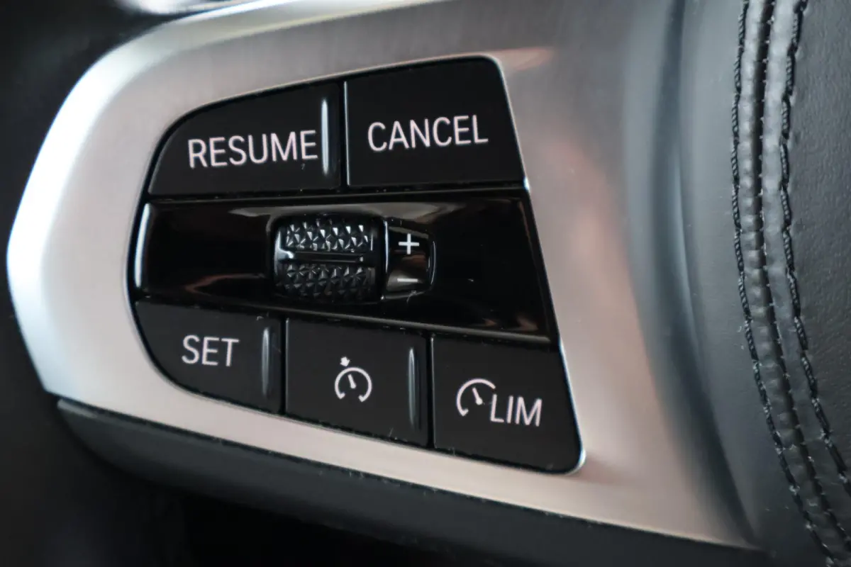 520i Business Edition Plus | Bowers & Wilkins | Driving Assistant