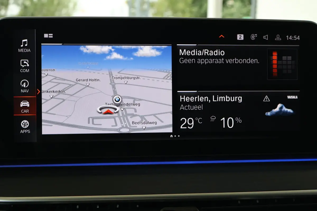 520i Business Edition Plus | Bowers & Wilkins | Driving Assistant