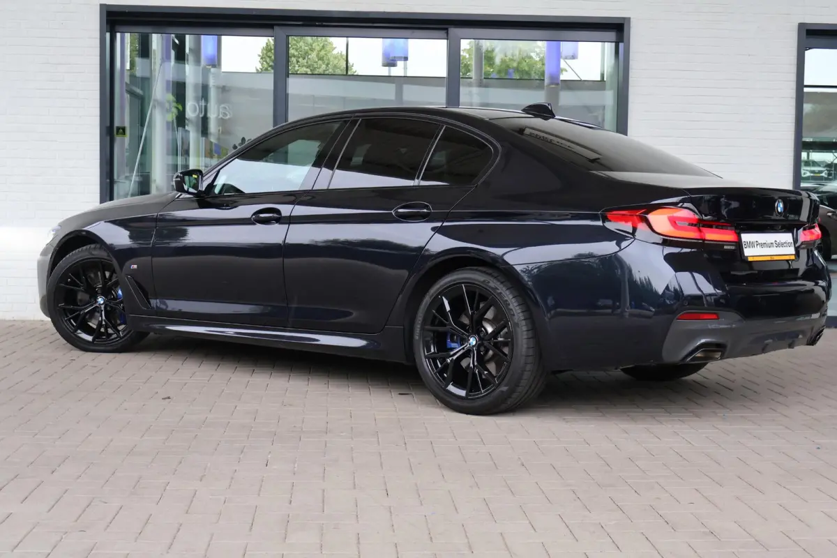 520i Business Edition Plus | Bowers & Wilkins | Driving Assistant