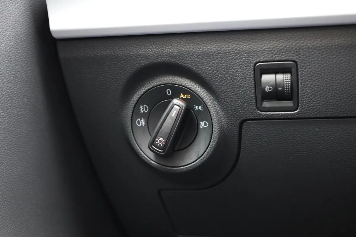 1.0 EcoTSI 95pk Style Plus | Apple Carplay/Android Auto | Parkeersensor Achter