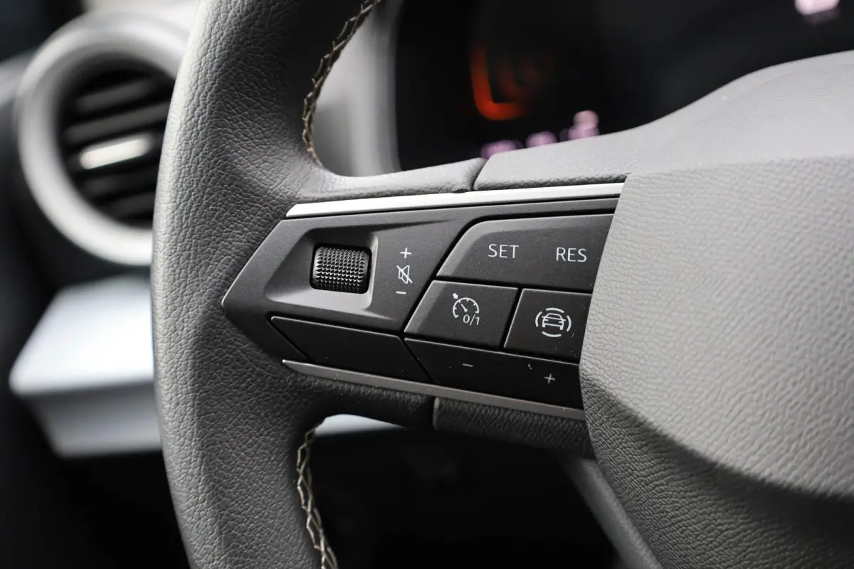 1.0 EcoTSI 95pk Style Plus | Apple Carplay/Android Auto | Parkeersensor Achter