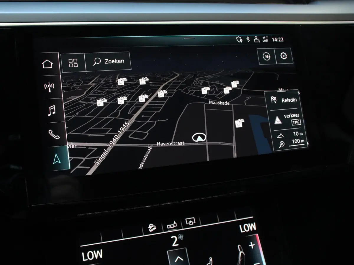 e-tron 50 quattro Launch edition SOH 92,9% Navigatie Climate Control Parkeer Sensoren Lichtmetalen velgen