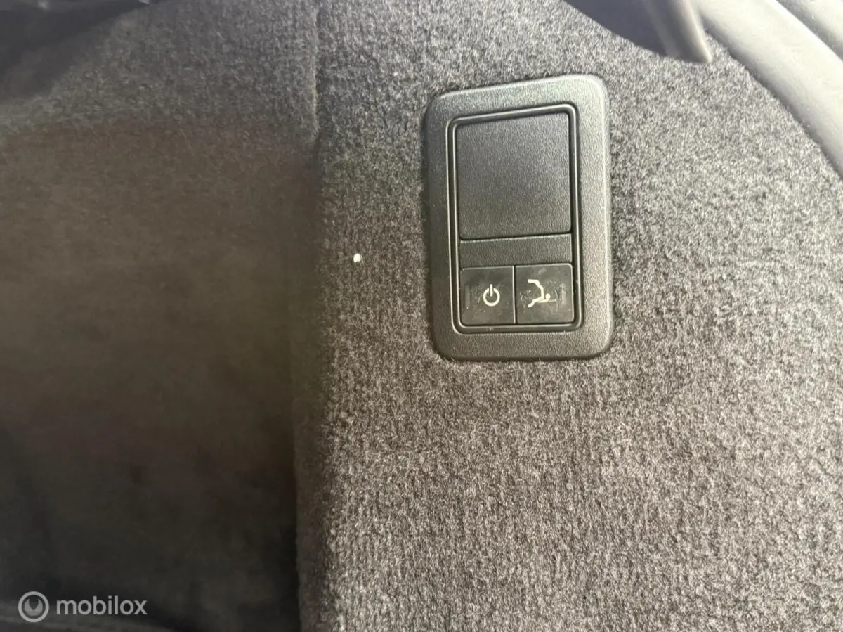 3.0 SDV6 HSE dynamic, trekhaak, pano dak, op 05-2027