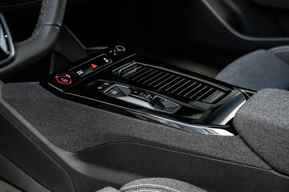 performance 270kW / 367pk S edition | Audi smartphone interface | Comfortsleutel | Elektrisch instelbare voorstoelen
