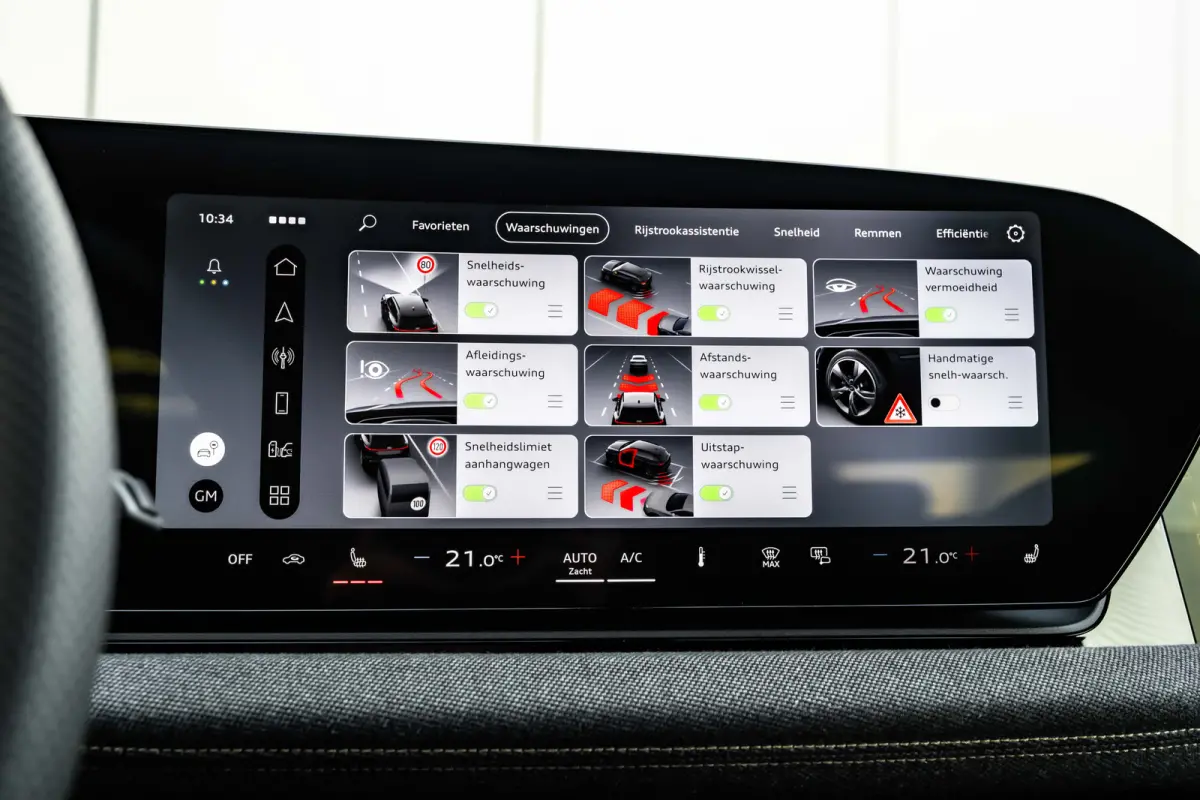 performance 270kW / 367pk S edition | Audi smartphone interface | Comfortsleutel | Elektrisch instelbare voorstoelen