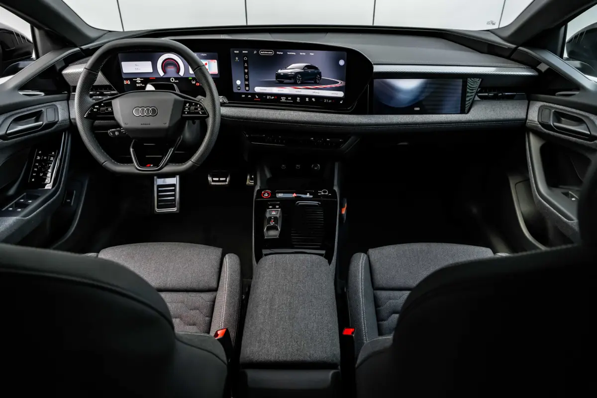 performance 270kW / 367pk S edition | Audi smartphone interface | Comfortsleutel | Elektrisch instelbare voorstoelen