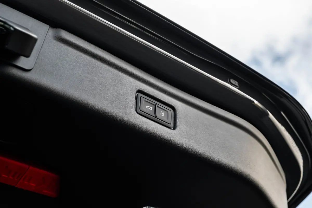 performance 270kW / 367pk S edition | Audi smartphone interface | Comfortsleutel | Elektrisch instelbare voorstoelen