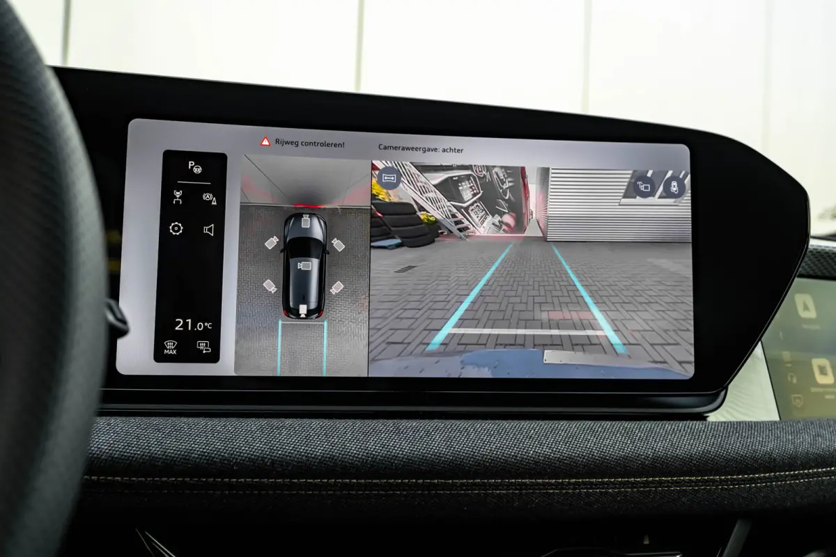 performance 270kW / 367pk S edition | Audi smartphone interface | Comfortsleutel | Elektrisch instelbare voorstoelen