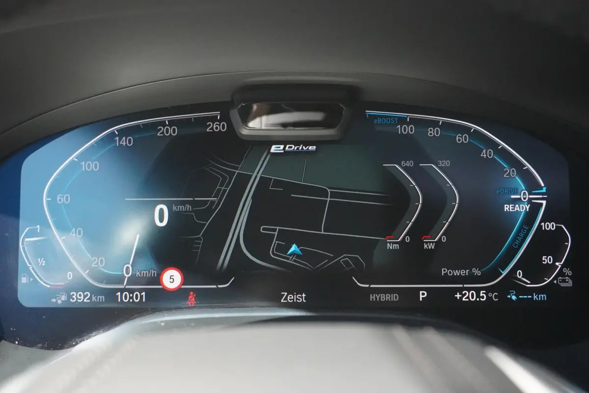 Limousine 745Le xDrive High Executive | Integral Active Steering | BMW Personal CoPilot Pack | Soft-Close | Driving Assistant Professional | Harman Kardon Surround Sound Systeem