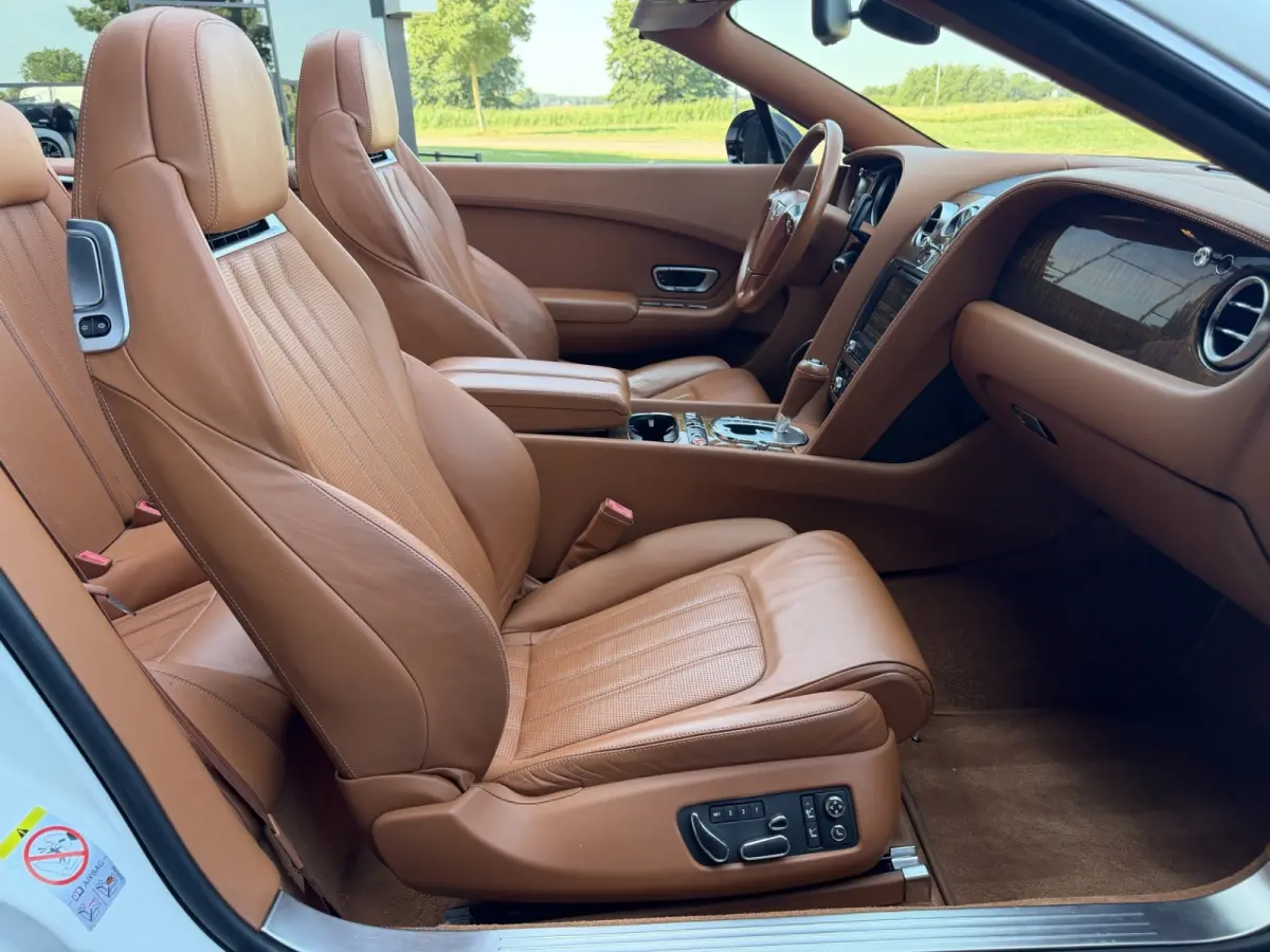 4.0 V8 Massage|Stoel+Nekverwarming|Keyless|20"|ACC