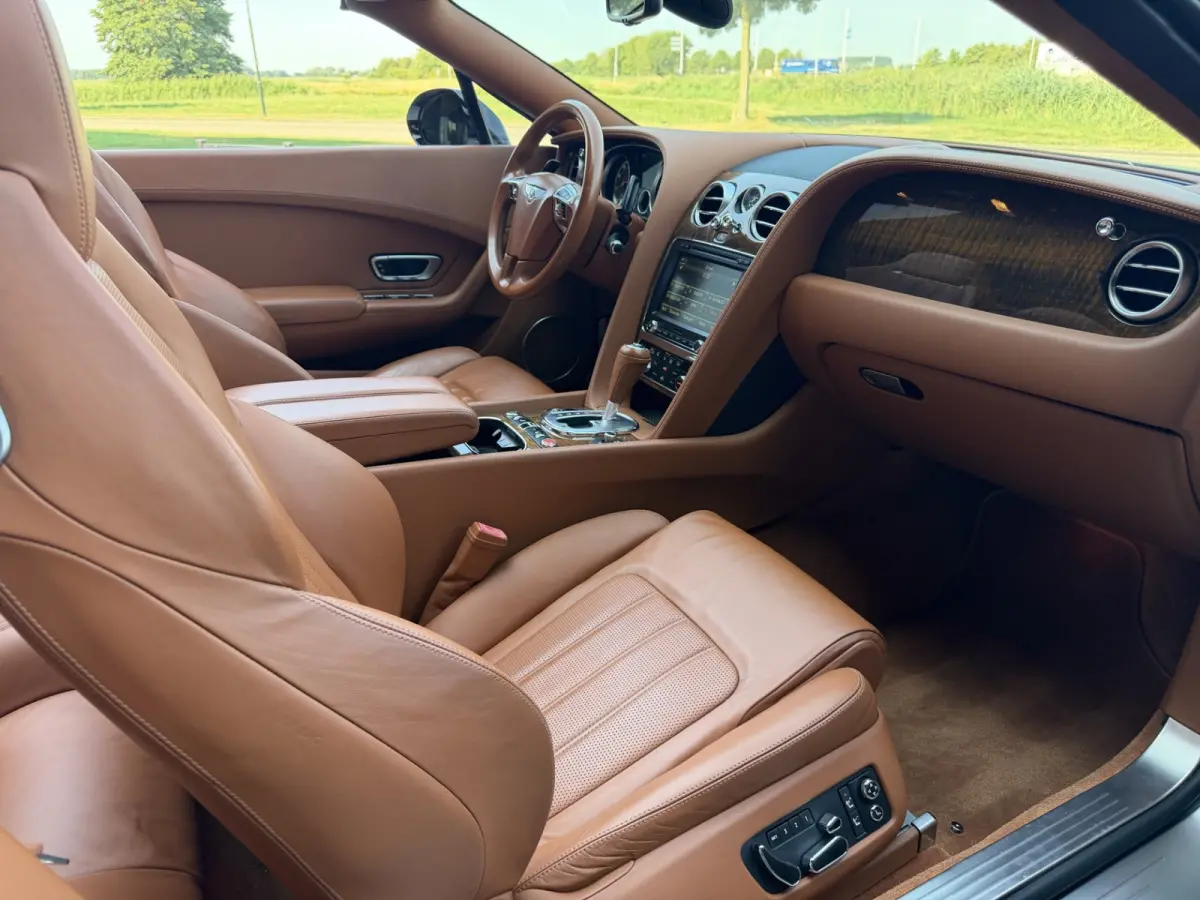 4.0 V8 Massage|Stoel+Nekverwarming|Keyless|20"|ACC