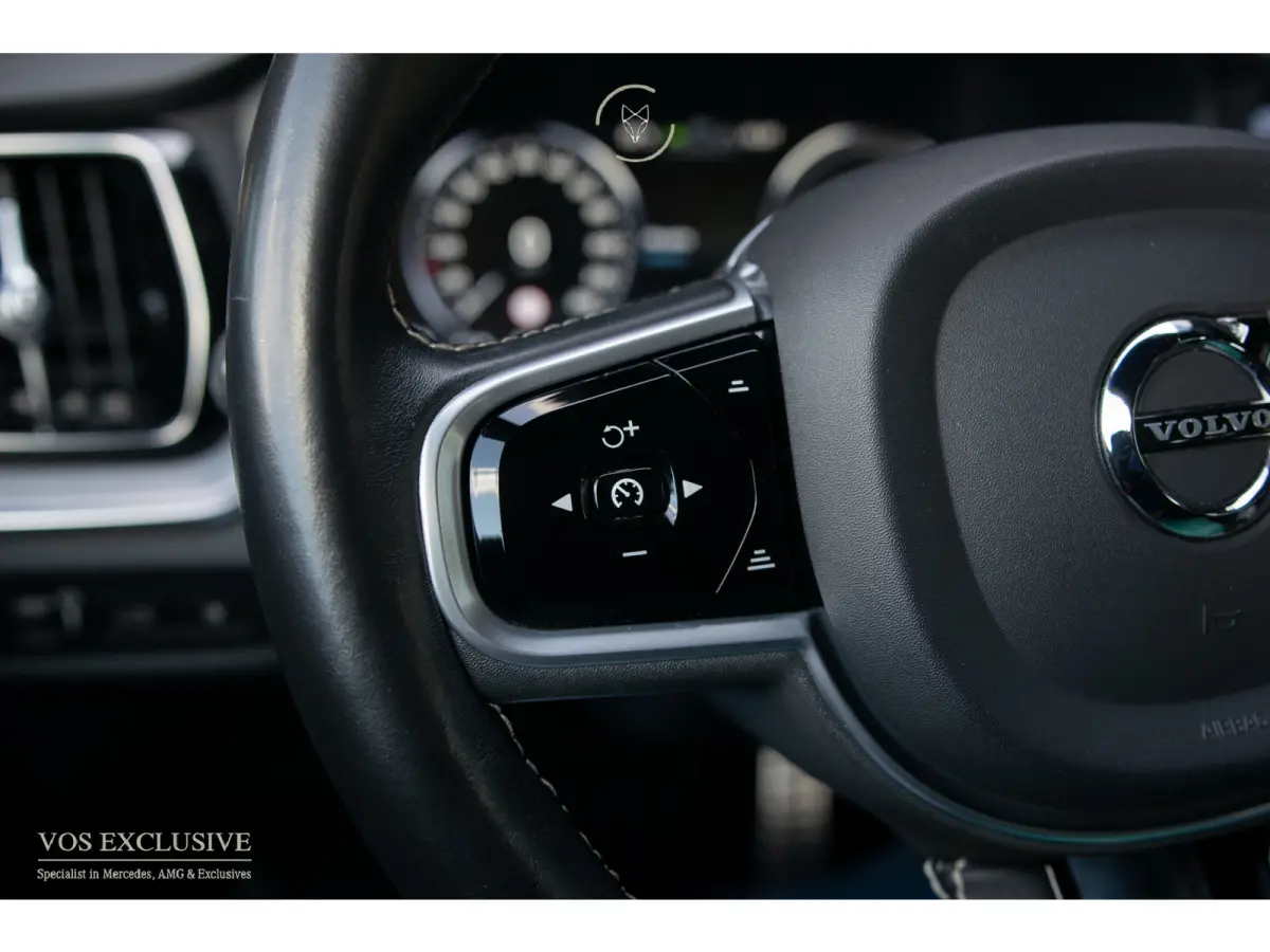 2.0 T6 AWD Twin Engine R-Design Harman-Kardon|ACC|Keyless|18"|Verw-sportstoelen|Camera|Aut8