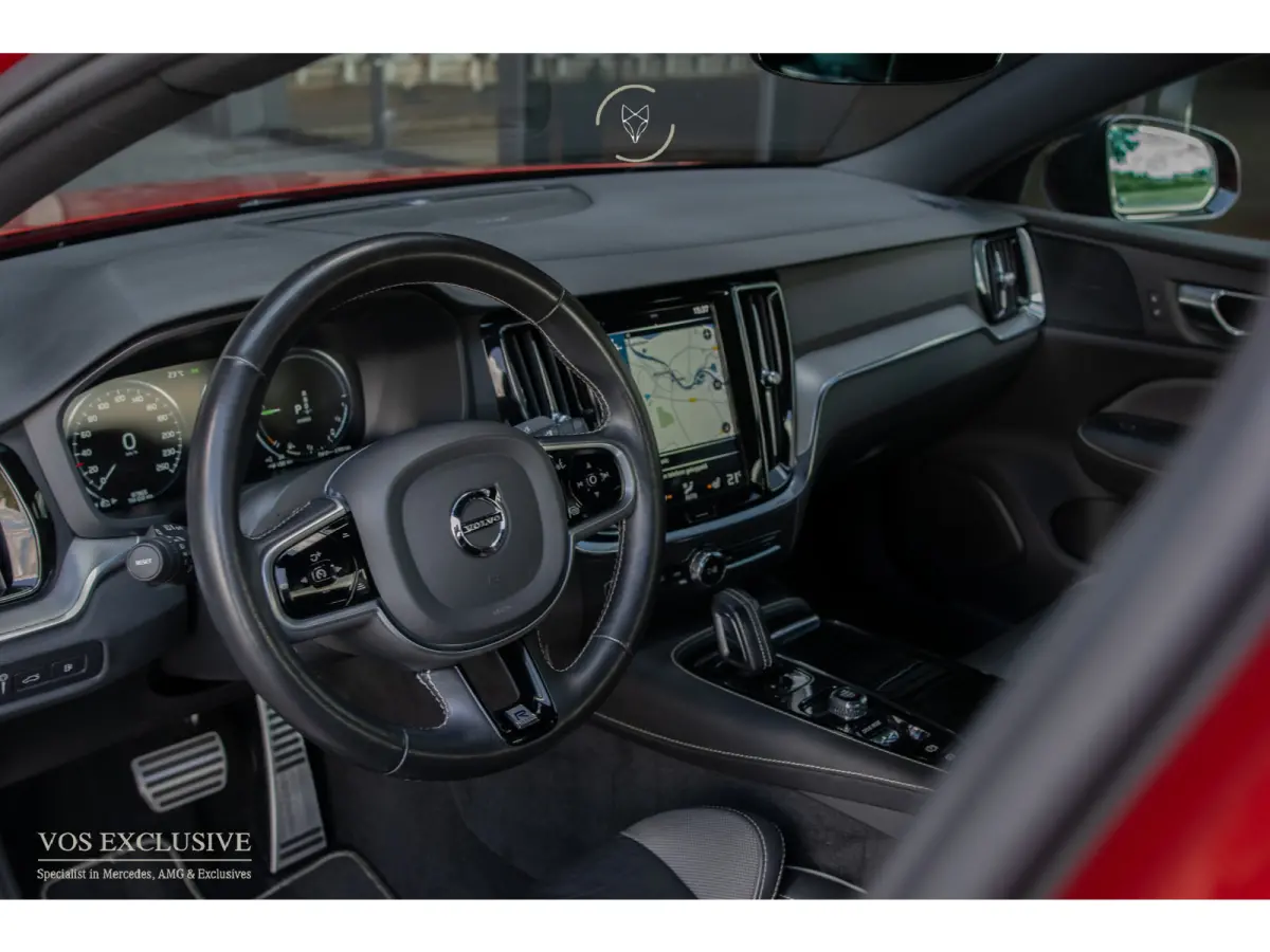 2.0 T6 AWD Twin Engine R-Design Harman-Kardon|ACC|Keyless|18"|Verw-sportstoelen|Camera|Aut8