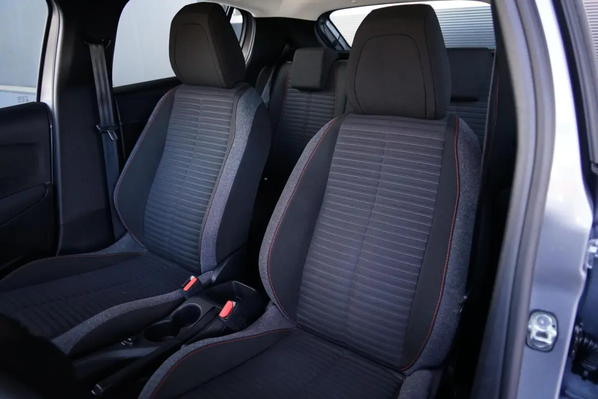 1.2 PureTech Active Pack, NL, PDC, CarPlay, LED, L.M.