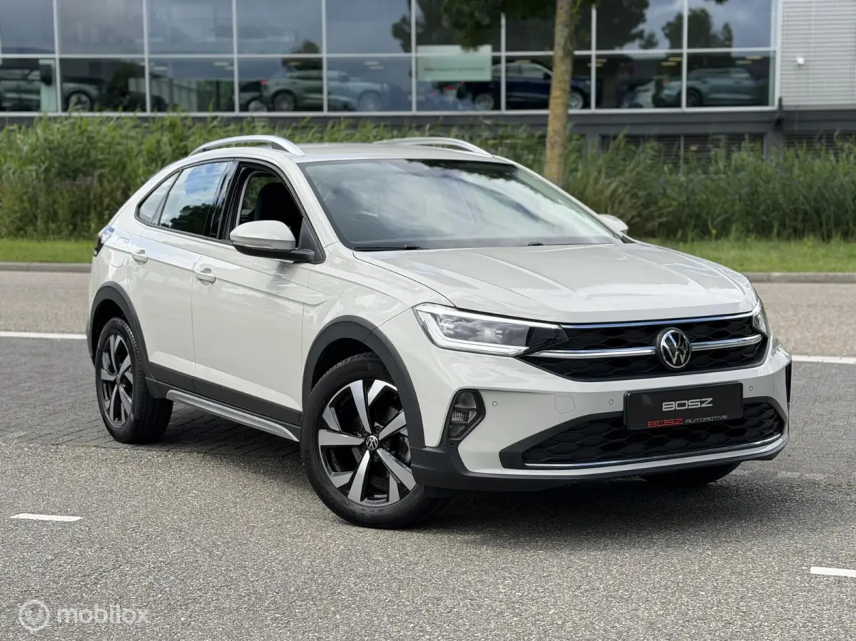 1.0 TSI Style DSG LED IQ AMBIENT LANE