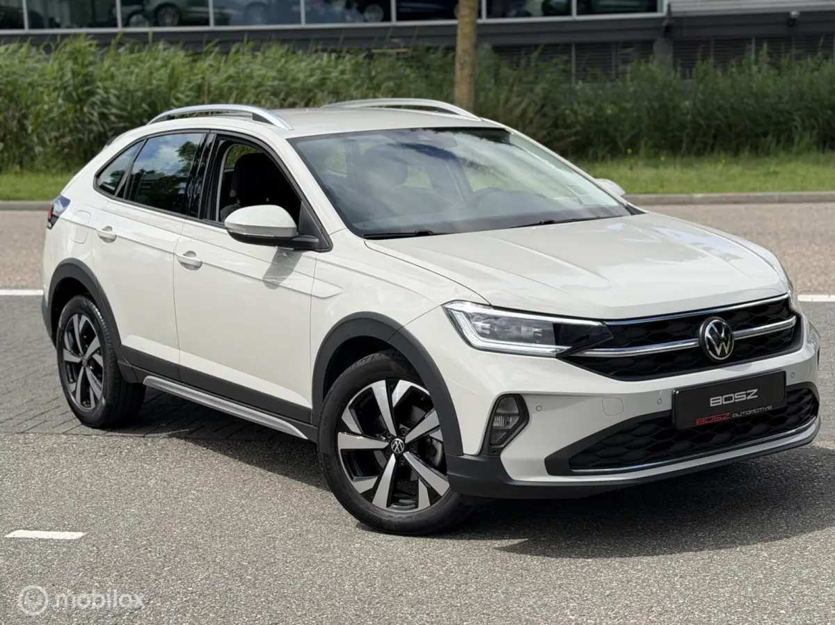 1.0 TSI Style DSG LED IQ AMBIENT LANE