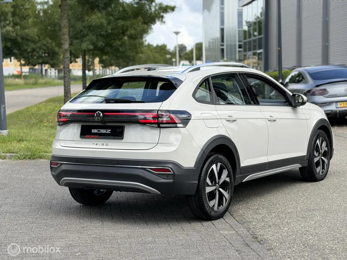 1.0 TSI Style DSG LED IQ AMBIENT LANE