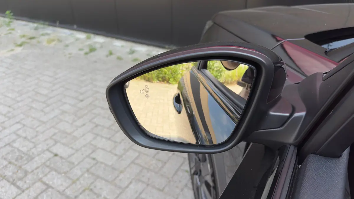 EV GT Pack 50 kWh | Panorama Dak | Stoelverwarming Voor | Adaptieve Cruise Control | Achteruitrijd Camera | Adaptieve Lane Assist | Keyless Entry | Achteruitrijcamera | Cruise control adapti