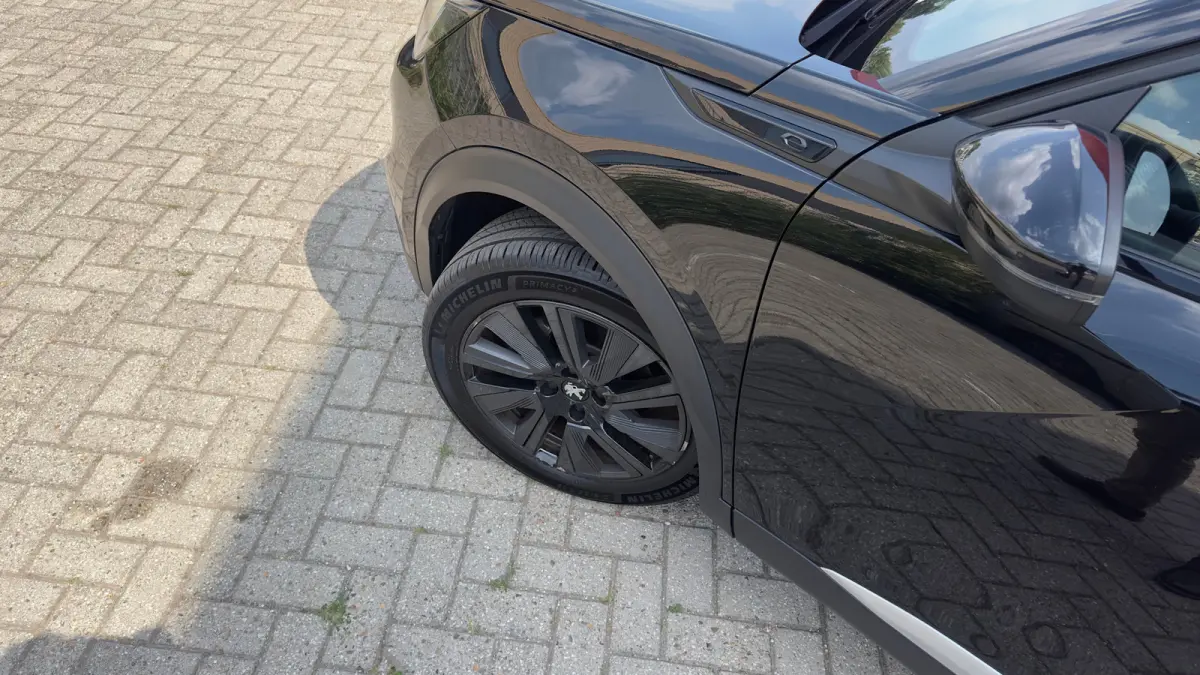 EV GT Pack 50 kWh | Panorama Dak | Stoelverwarming Voor | Adaptieve Cruise Control | Achteruitrijd Camera | Adaptieve Lane Assist | Keyless Entry | Achteruitrijcamera | Cruise control adapti
