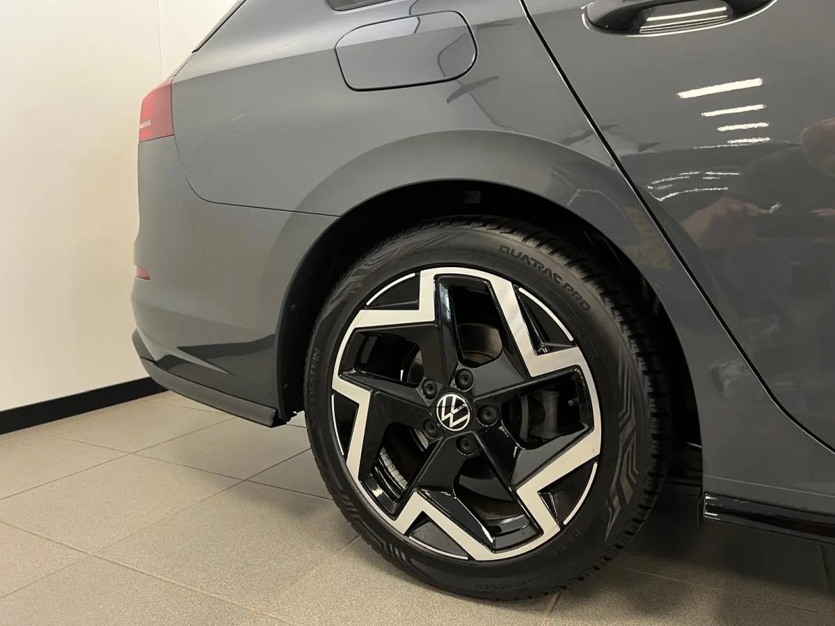 1.5 TSI 150PK / R-LINE / 8.5 EDITION / BOVAG /