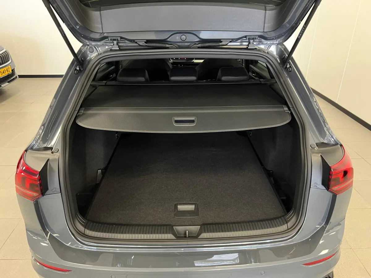 1.5 TSI 150PK / R-LINE / 8.5 EDITION / BOVAG /