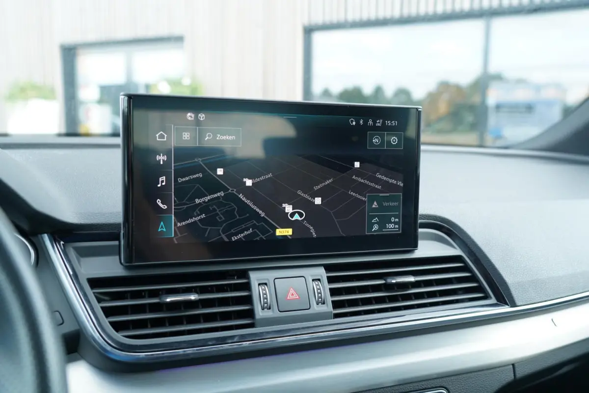 55 TFSI e S edition | SOH 98% | Head-Up | Matrix LED | Adaptieve cruise control | 2 x S-Line | Ambiance verlichting | Parkeercamera | Stoelverwarming | 3-zone climate control | Keyless | Stu