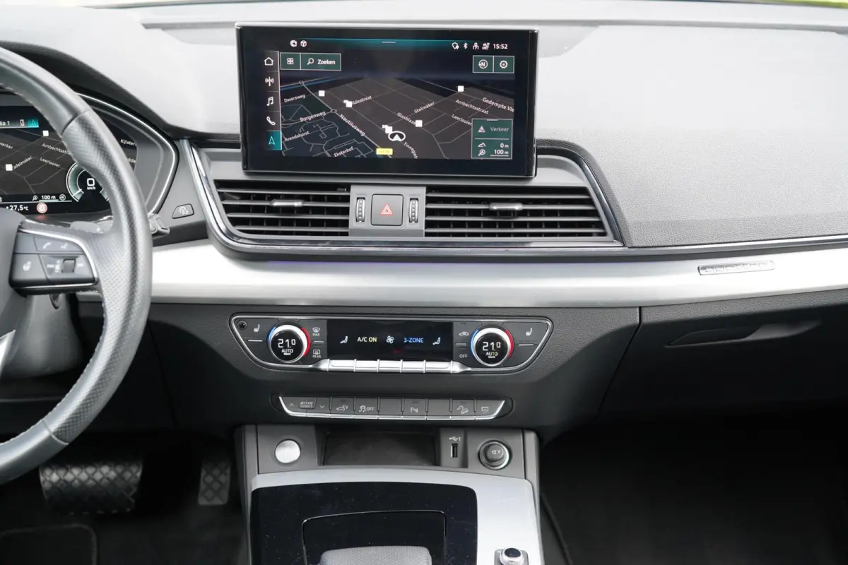 55 TFSI e S edition | SOH 98% | Head-Up | Matrix LED | Adaptieve cruise control | 2 x S-Line | Ambiance verlichting | Parkeercamera | Stoelverwarming | 3-zone climate control | Keyless | Stu