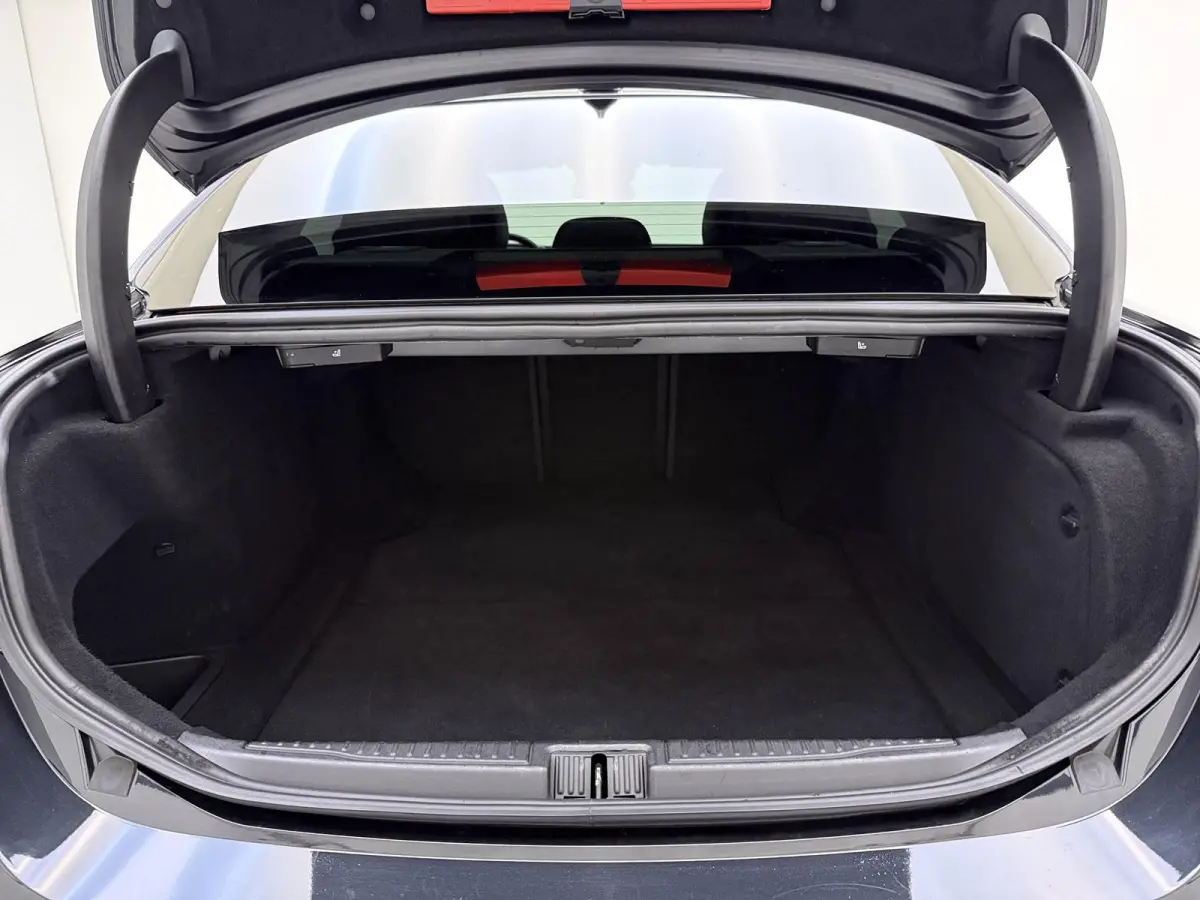 2.0T | automaat | Climate control | Navigatie | Half-Leder | LMV | Parkeer sensoren | Xenon |