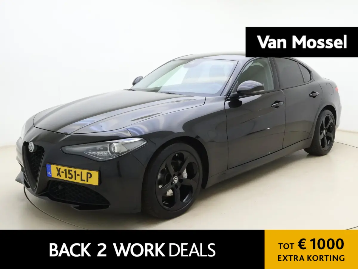 2.0T | automaat | Climate control | Navigatie | Half-Leder | LMV | Parkeer sensoren | Xenon |