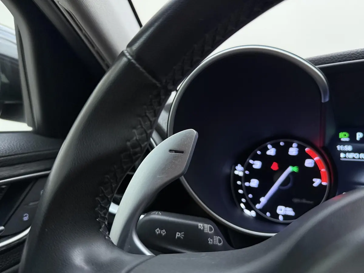 2.0T | automaat | Climate control | Navigatie | Half-Leder | LMV | Parkeer sensoren | Xenon |