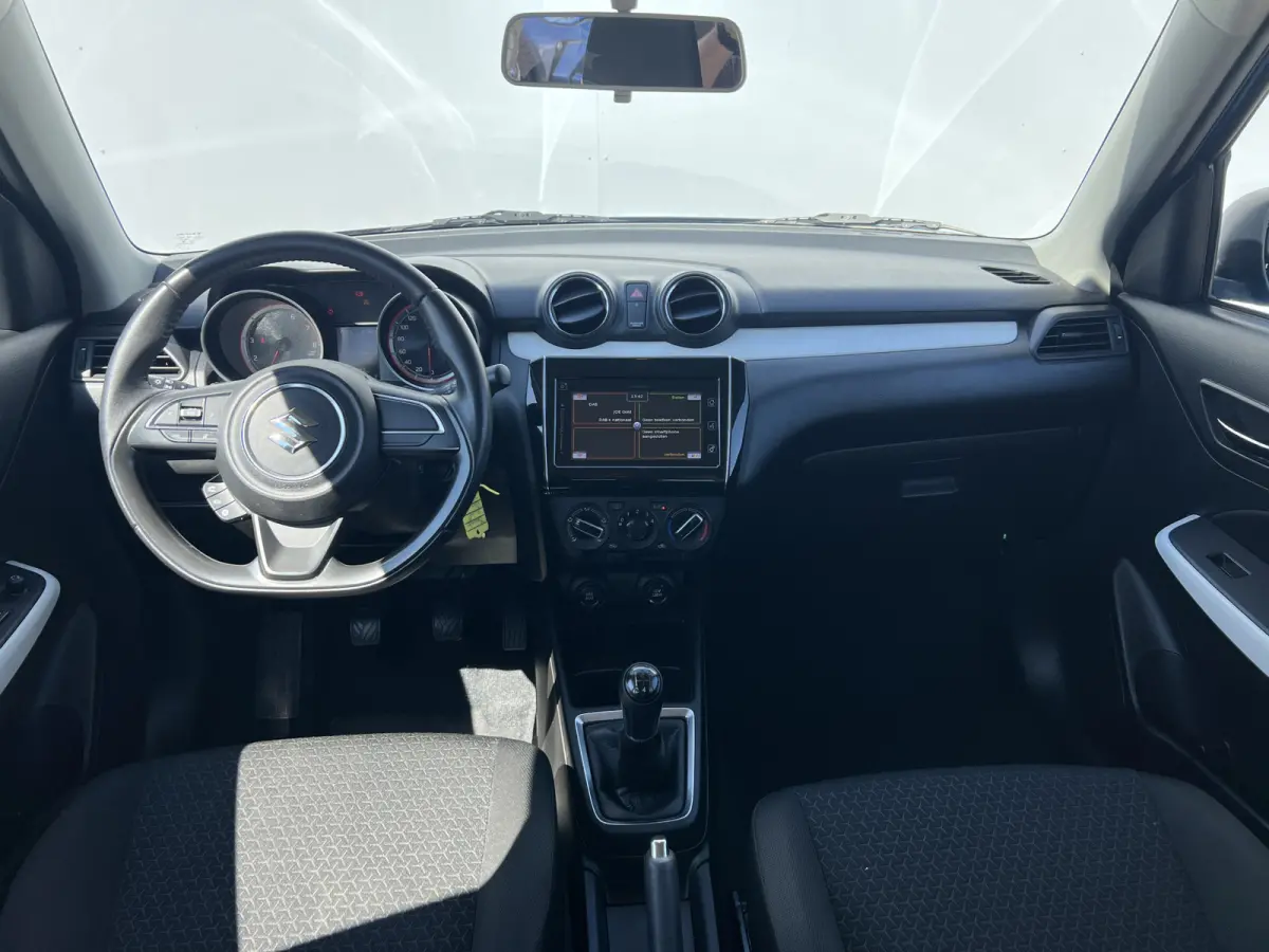 1.2 Select | Carplay | DAB | Camera | Airco