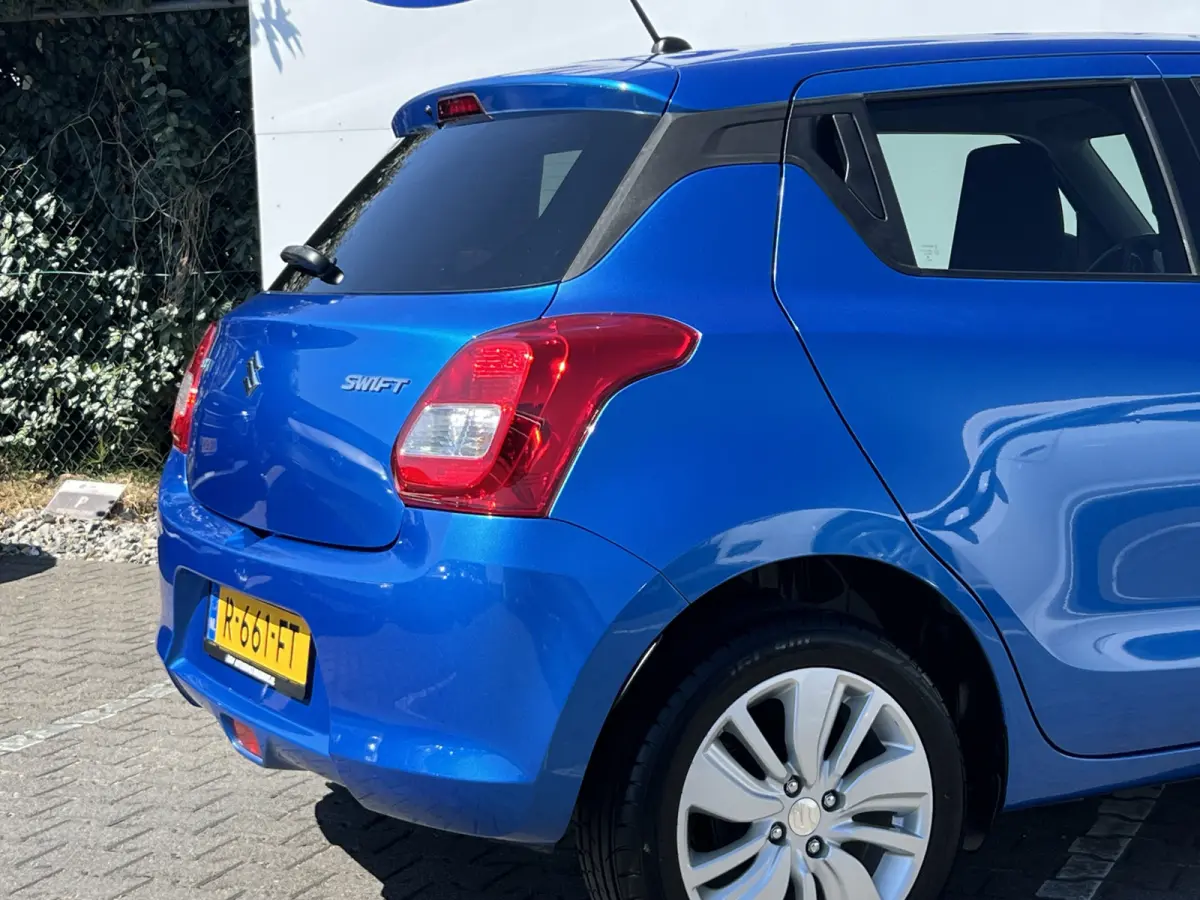 1.2 Select | Carplay | DAB | Camera | Airco