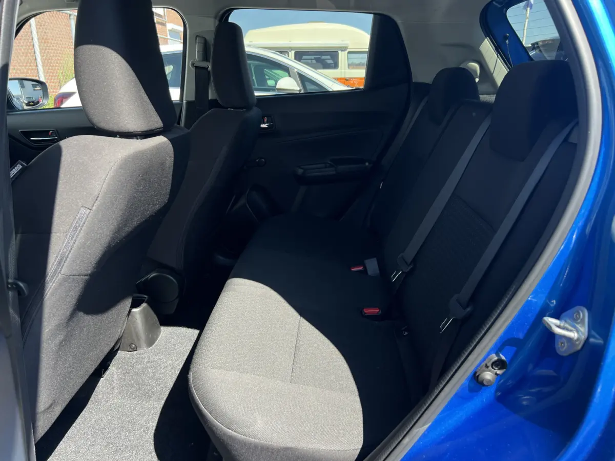 1.2 Select | Carplay | DAB | Camera | Airco