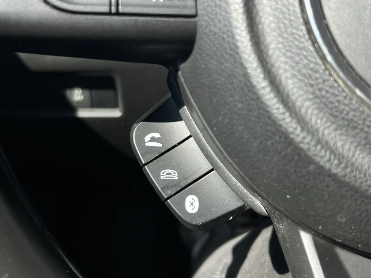 1.2 Select | Carplay | DAB | Camera | Airco