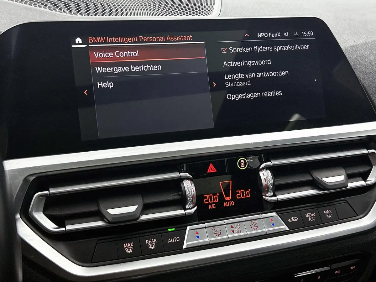 318i Executive Edition | M-SPORT | PANORAMADAK | APPLE CARPLAY - ANDROID AUTO | ELEKTRISCHE KOFFERKLEP | NAVIGATIE | CLIMATE CONTROL | CRUISE CONTROL | PARKEERSENSOREN |