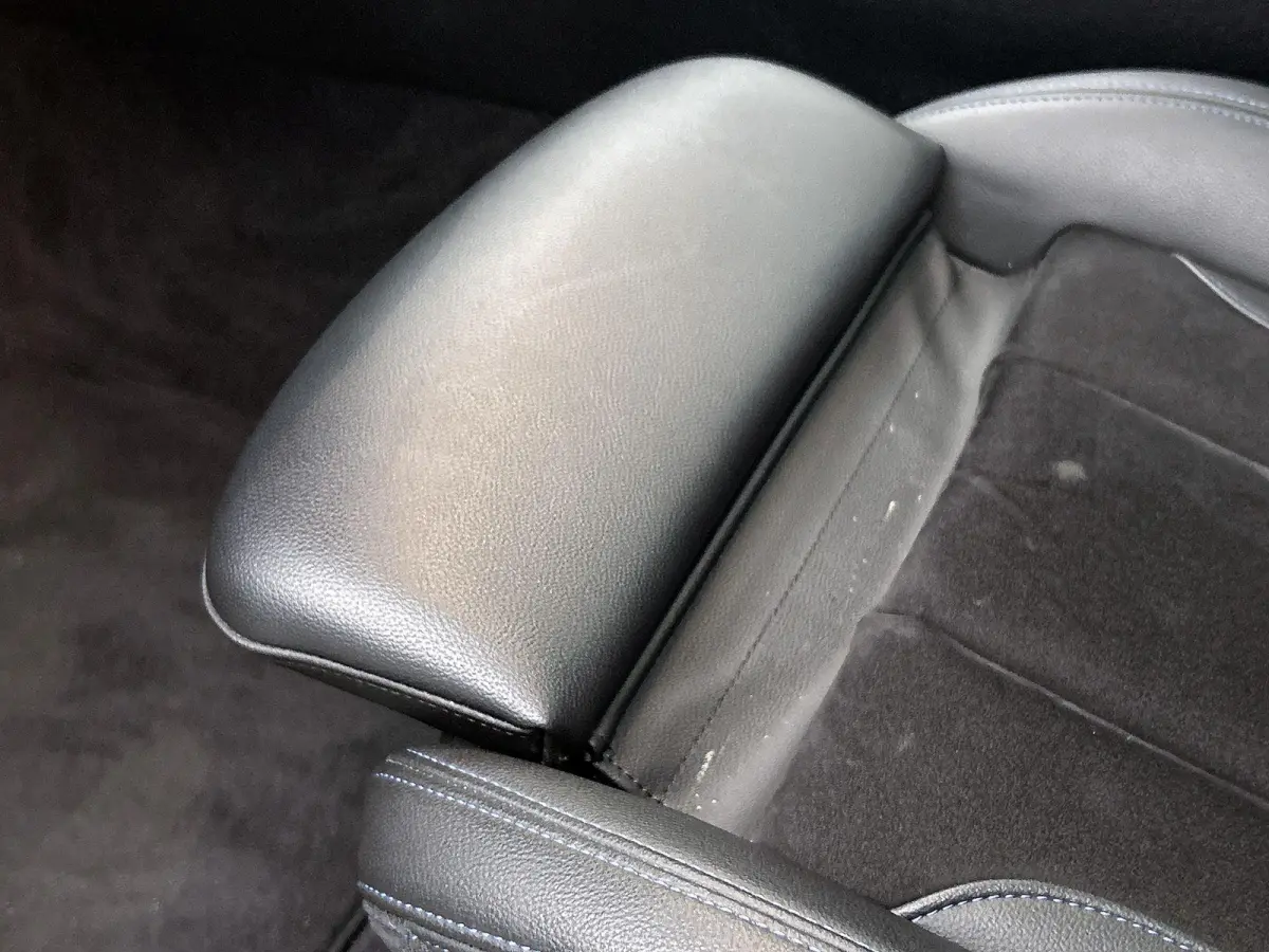 318i Executive Edition | M-SPORT | PANORAMADAK | APPLE CARPLAY - ANDROID AUTO | ELEKTRISCHE KOFFERKLEP | NAVIGATIE | CLIMATE CONTROL | CRUISE CONTROL | PARKEERSENSOREN |