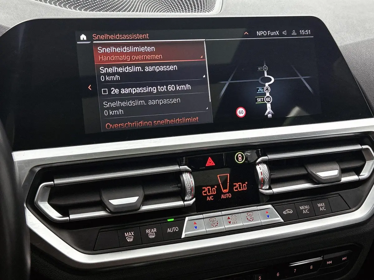318i Executive Edition | M-SPORT | PANORAMADAK | APPLE CARPLAY - ANDROID AUTO | ELEKTRISCHE KOFFERKLEP | NAVIGATIE | CLIMATE CONTROL | CRUISE CONTROL | PARKEERSENSOREN |