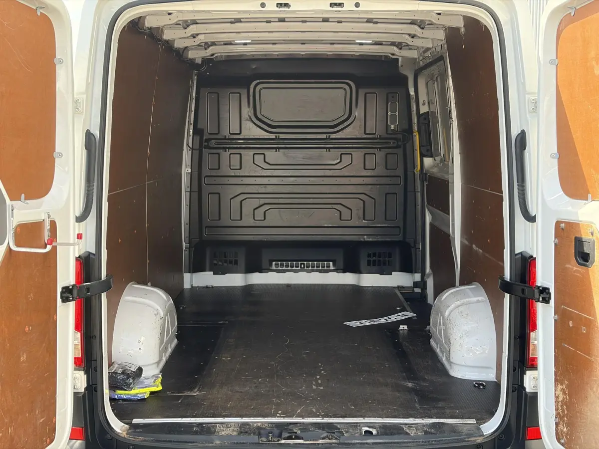 35 2.0 TDI L3H2*A/C*CRUISE*HAAK*VOORRUITVERW.*PDC*