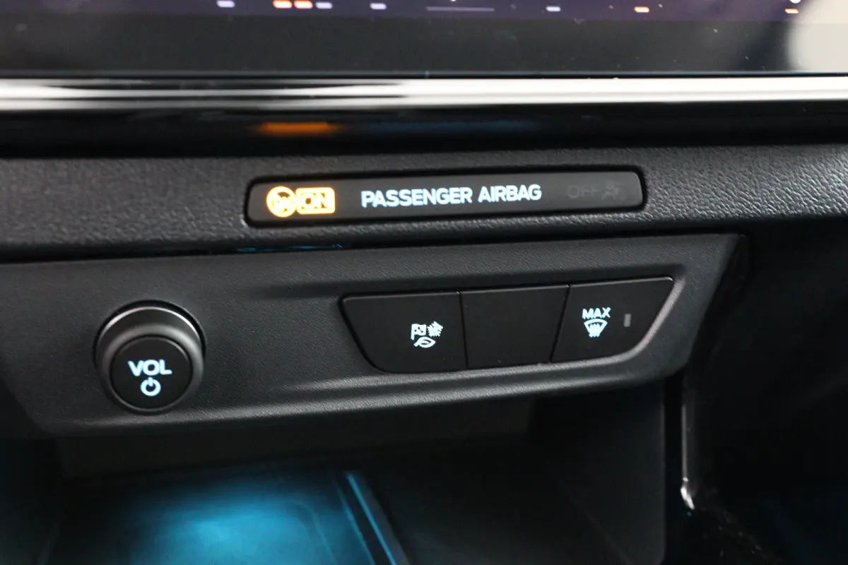 44 kWh | Winter Pack | Camera | Parkeersensoren | Navigatie | Apple Carplay & Android Auto |