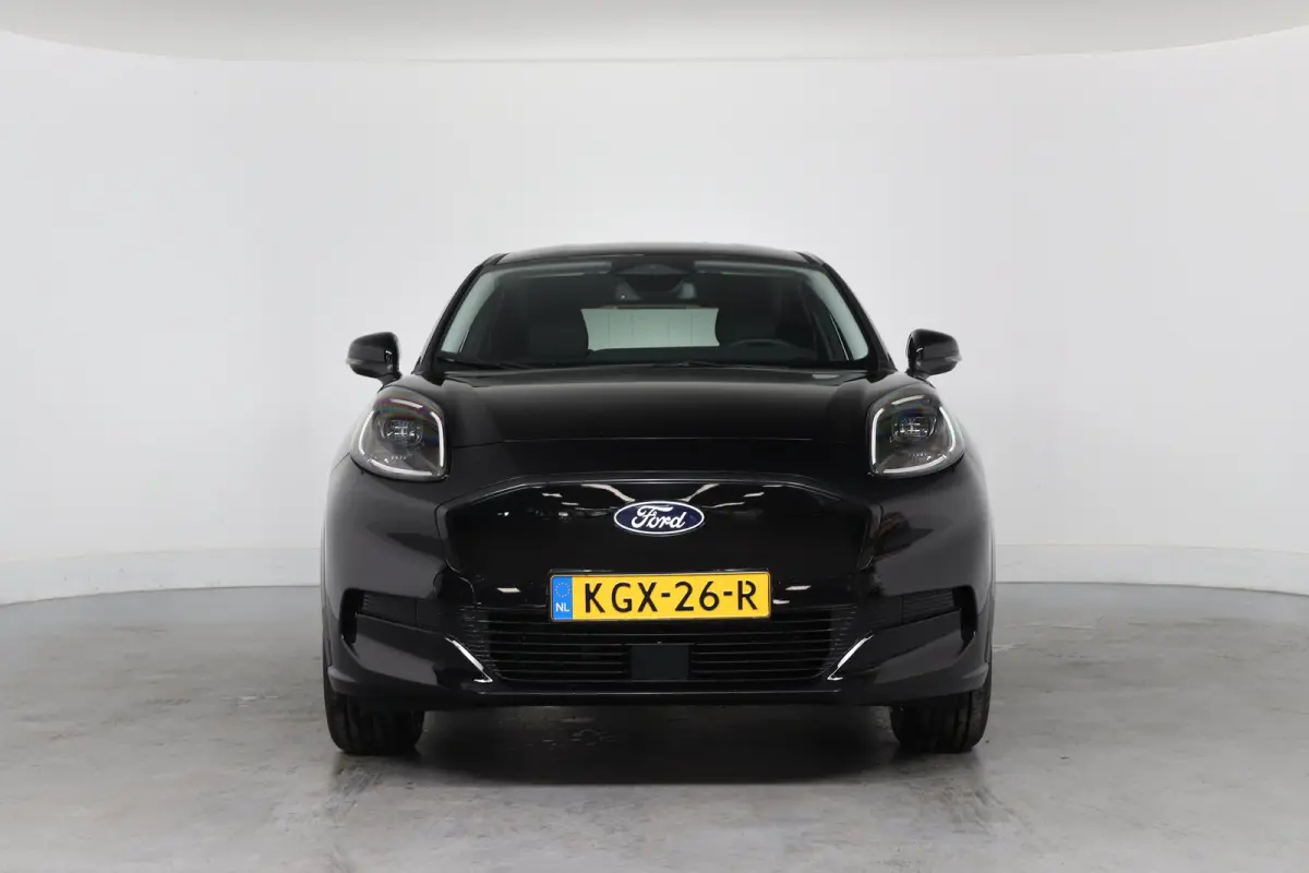 44 kWh | Winter Pack | Camera | Parkeersensoren | Navigatie | Apple Carplay & Android Auto |