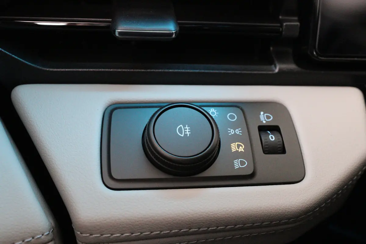 44 kWh | Winter Pack | Camera | Parkeersensoren | Navigatie | Apple Carplay & Android Auto |
