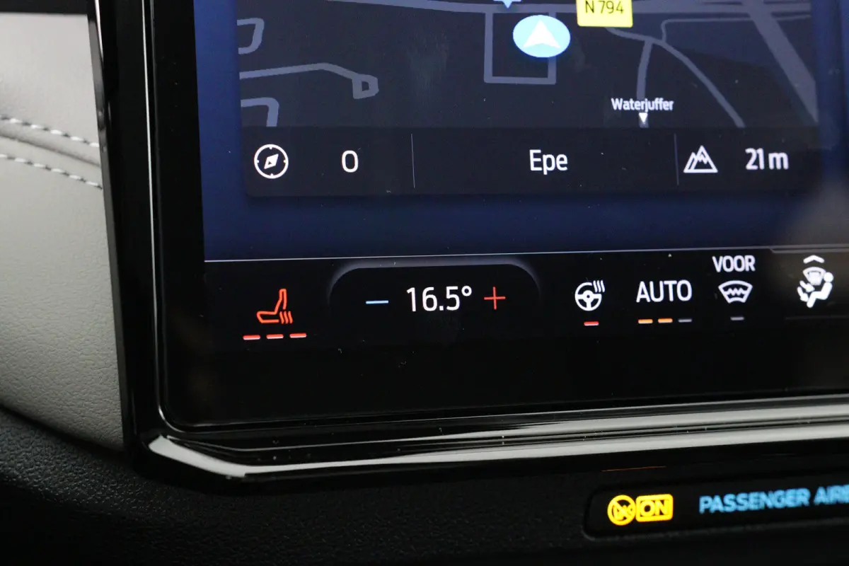 44 kWh | Winter Pack | Camera | Parkeersensoren | Navigatie | Apple Carplay & Android Auto |