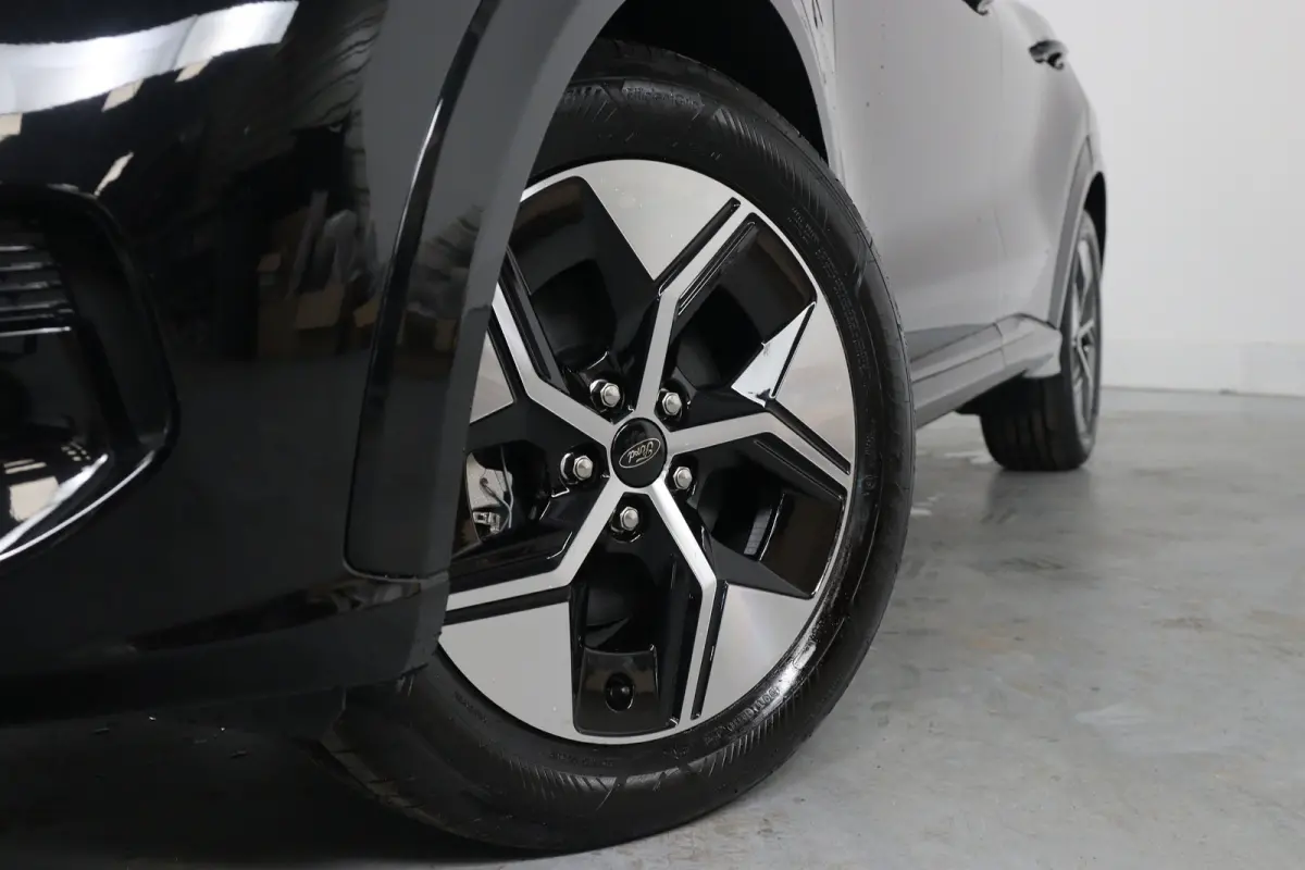 44 kWh | Winter Pack | Camera | Parkeersensoren | Navigatie | Apple Carplay & Android Auto |