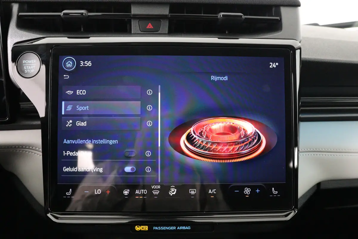 44 kWh | Winter Pack | Camera | Parkeersensoren | Navigatie | Apple Carplay & Android Auto |