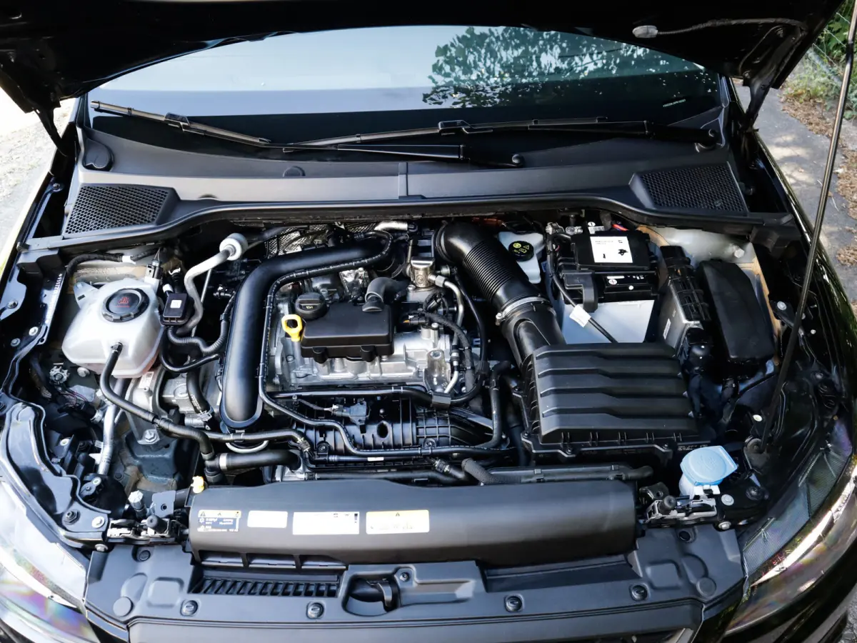 1.0 EcoTSI Style Business Connect 1e-Eig. & Dealer-Onderh. BOVAG-Garantie. NL-Auto.