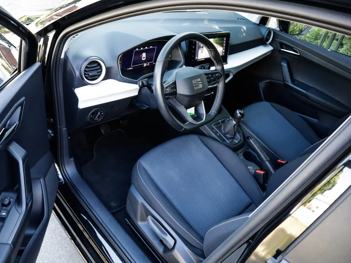 1.0 EcoTSI Style Business Connect 1e-Eig. & Dealer-Onderh. BOVAG-Garantie. NL-Auto.
