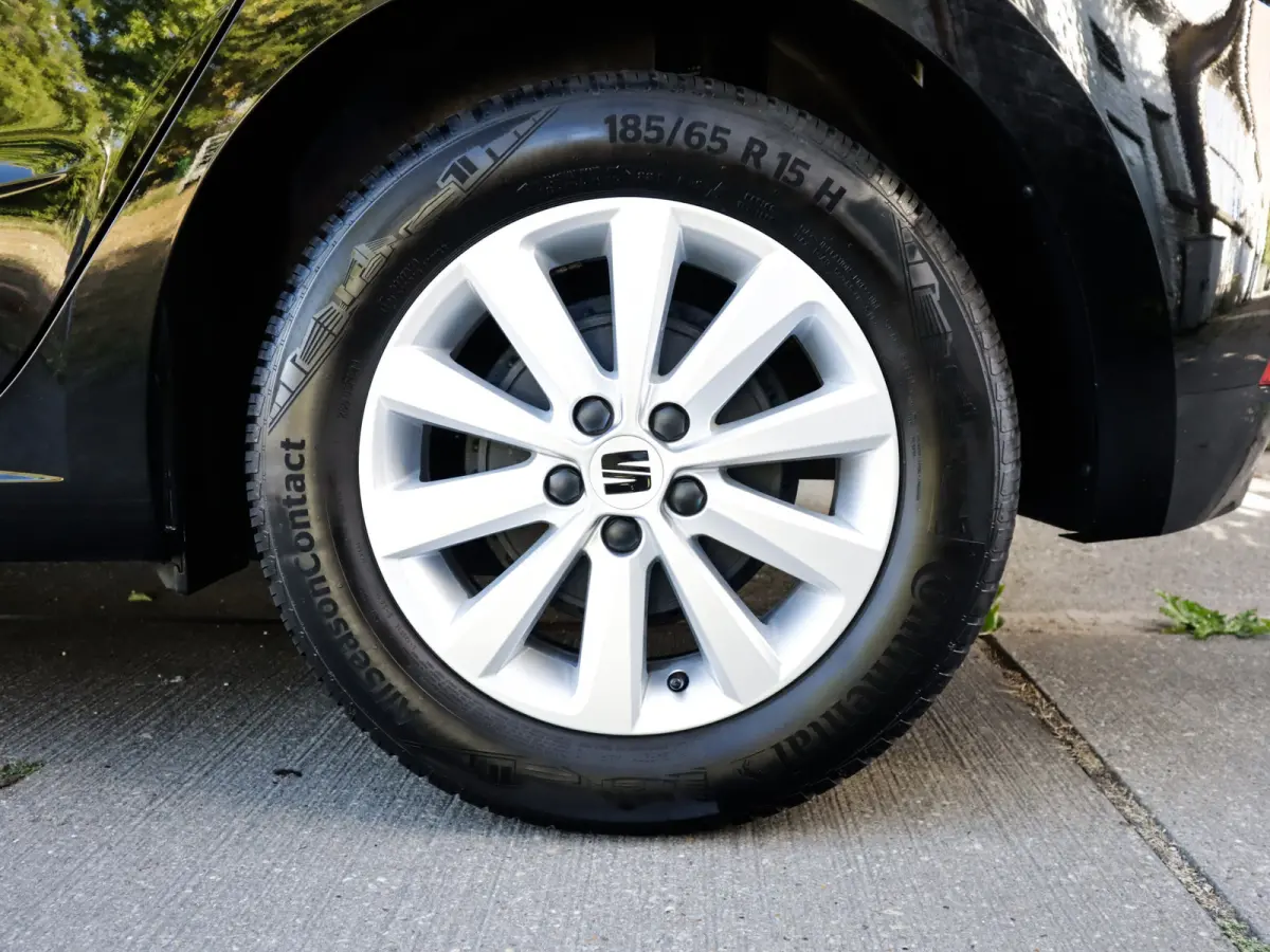 1.0 EcoTSI Style Business Connect 1e-Eig. & Dealer-Onderh. BOVAG-Garantie. NL-Auto.
