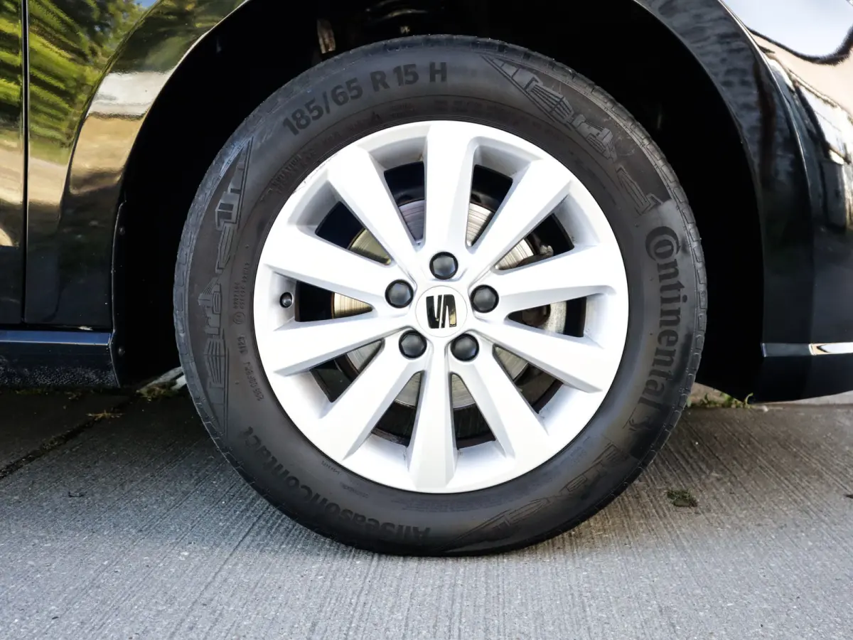1.0 EcoTSI Style Business Connect 1e-Eig. & Dealer-Onderh. BOVAG-Garantie. NL-Auto.