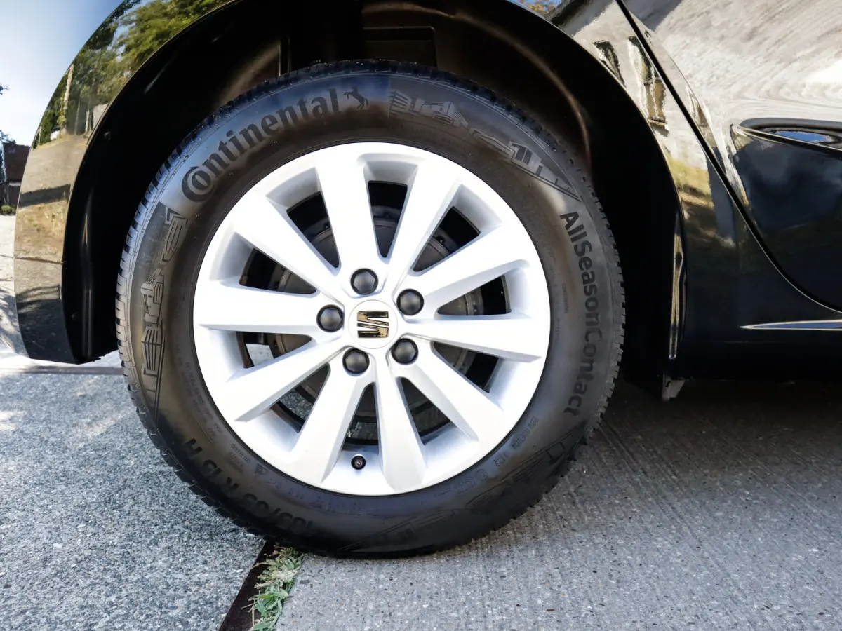 1.0 EcoTSI Style Business Connect 1e-Eig. & Dealer-Onderh. BOVAG-Garantie. NL-Auto.