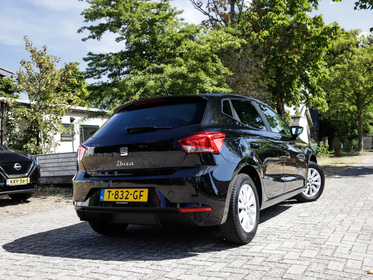 1.0 EcoTSI Style Business Connect 1e-Eig. & Dealer-Onderh. BOVAG-Garantie. NL-Auto.